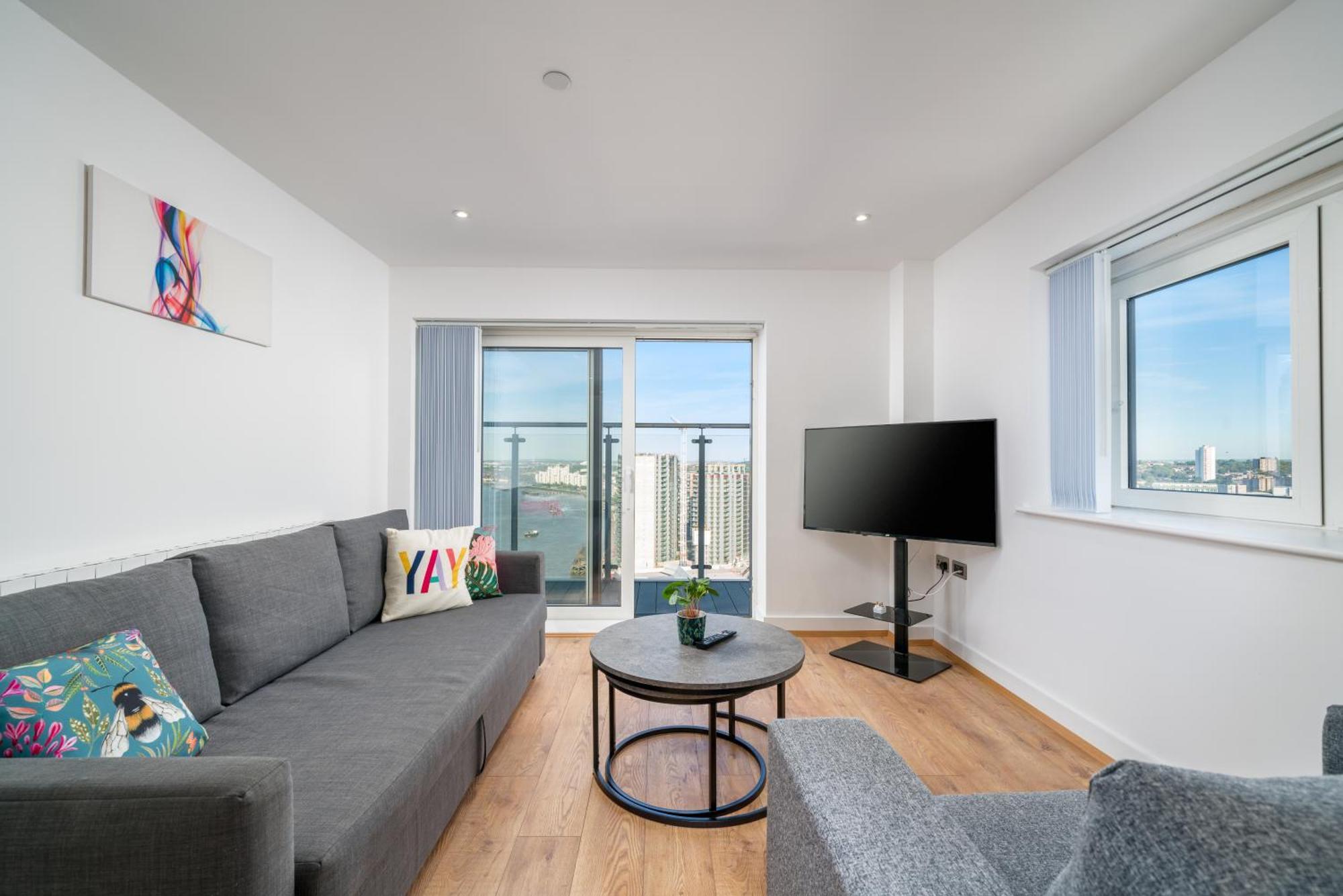 Skyvillion: Riverside Apartments with City Views London Exterior photo